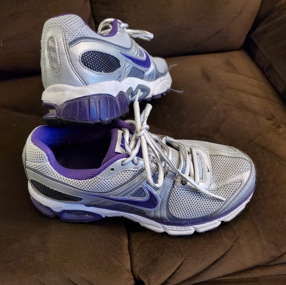 Nike Air Max Moto+ 8